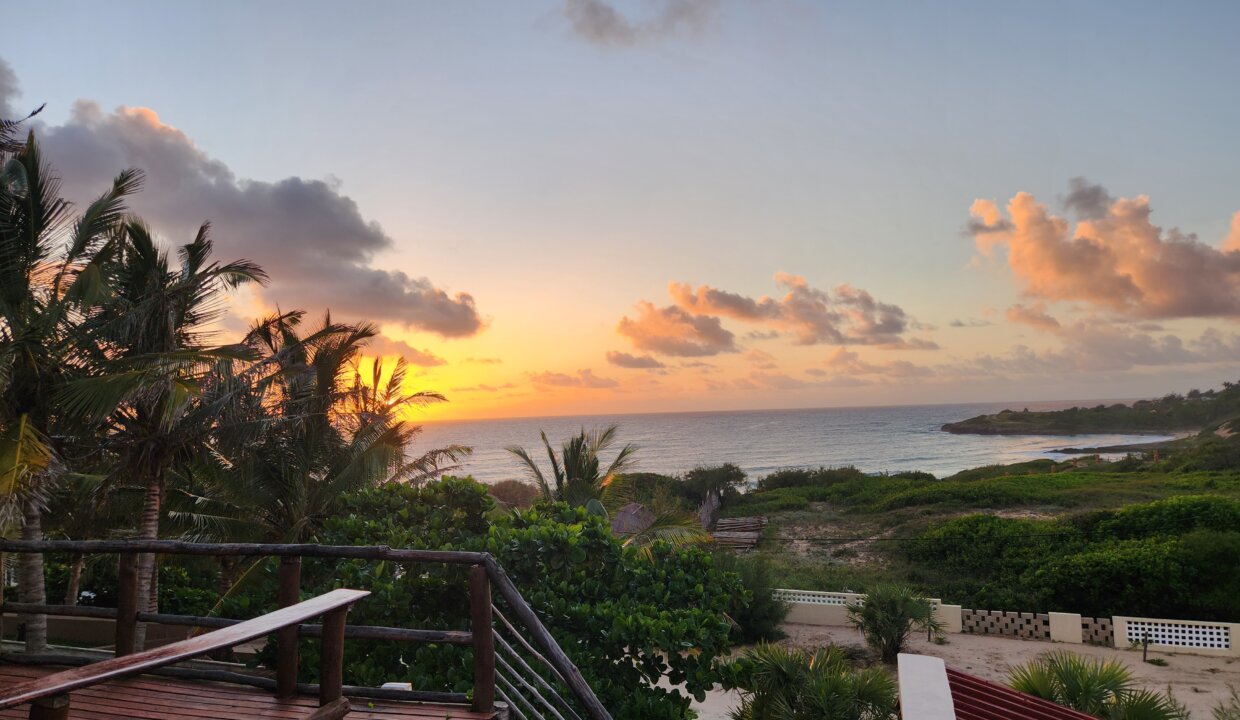 Tofo Mozambique luxury beachfront villa for sale