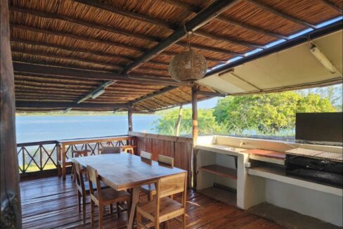 Buy Houses in Mozambique Chidenguele